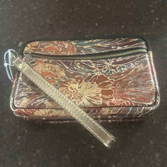 Patricia Nash new with tag wristlet - Picture 1 of 8